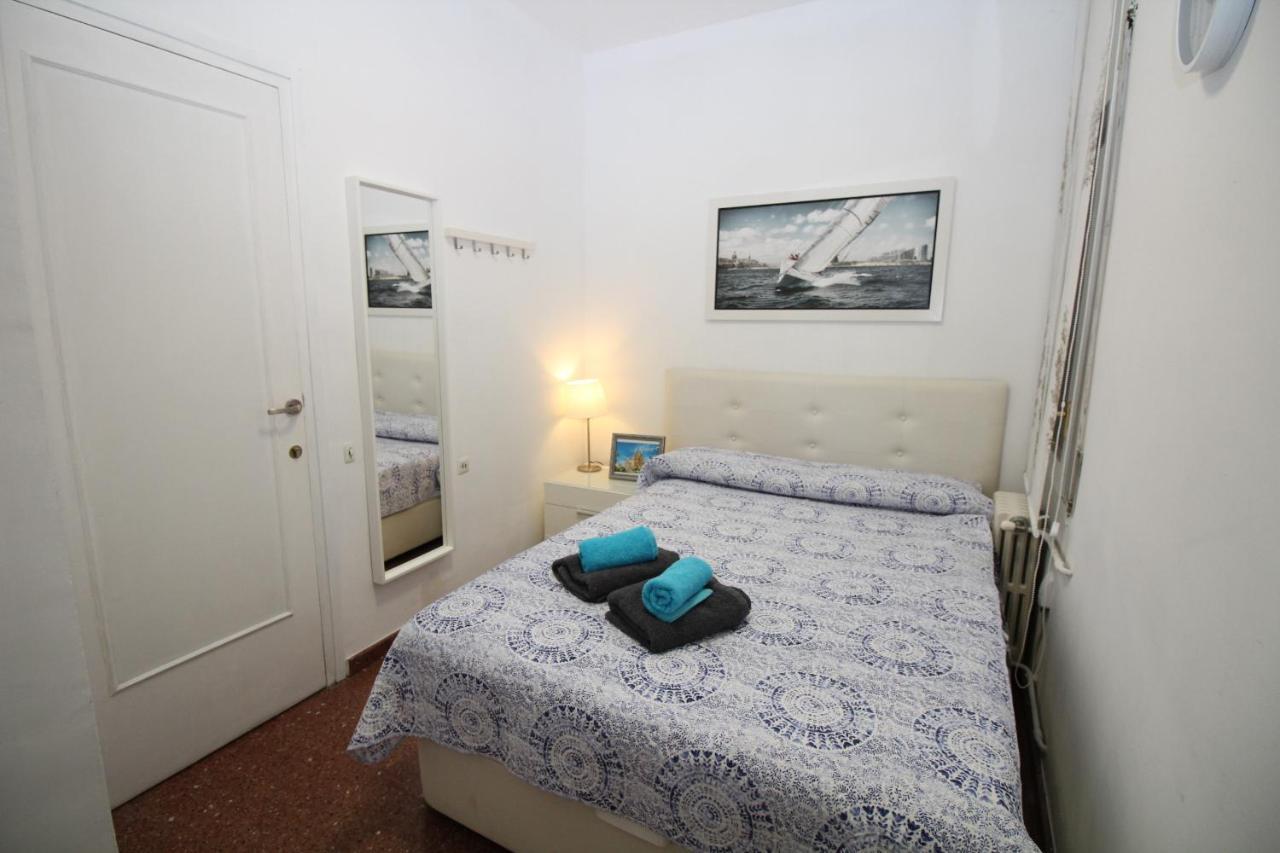 Rooms Viladomat Barcelona Buitenkant foto