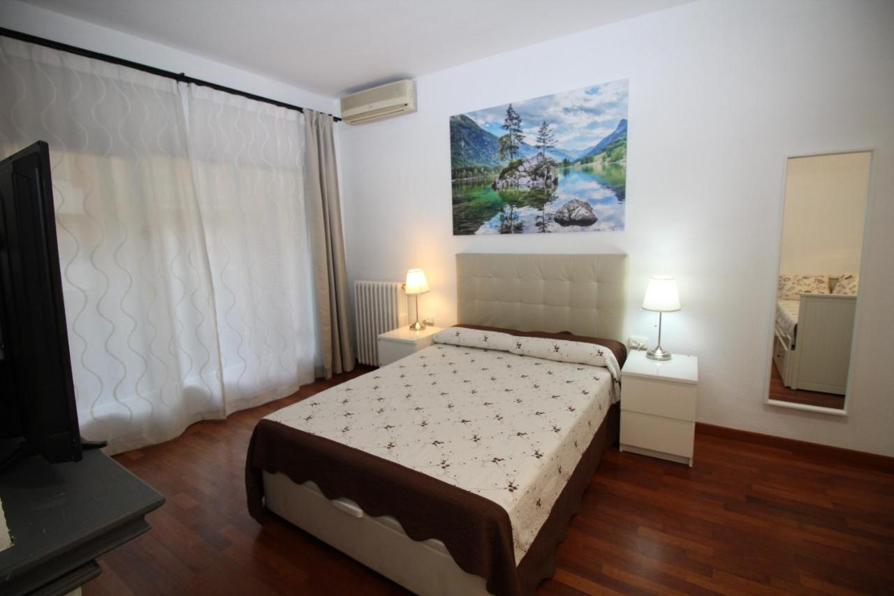 Rooms Viladomat Barcelona Buitenkant foto