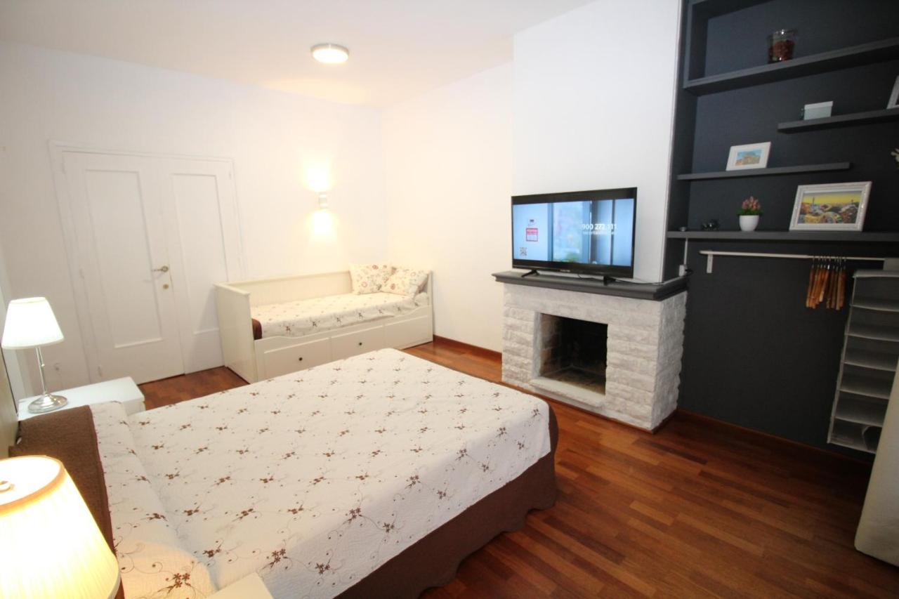 Rooms Viladomat Barcelona Buitenkant foto